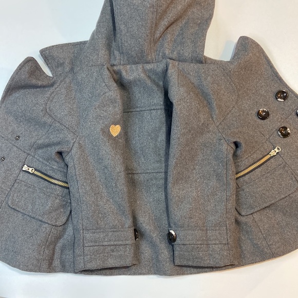 OSHKOSH B’GOSH l Super Cute Girl Hooded Pea Coat (2T) Like NEW - Picture 7 of 10
